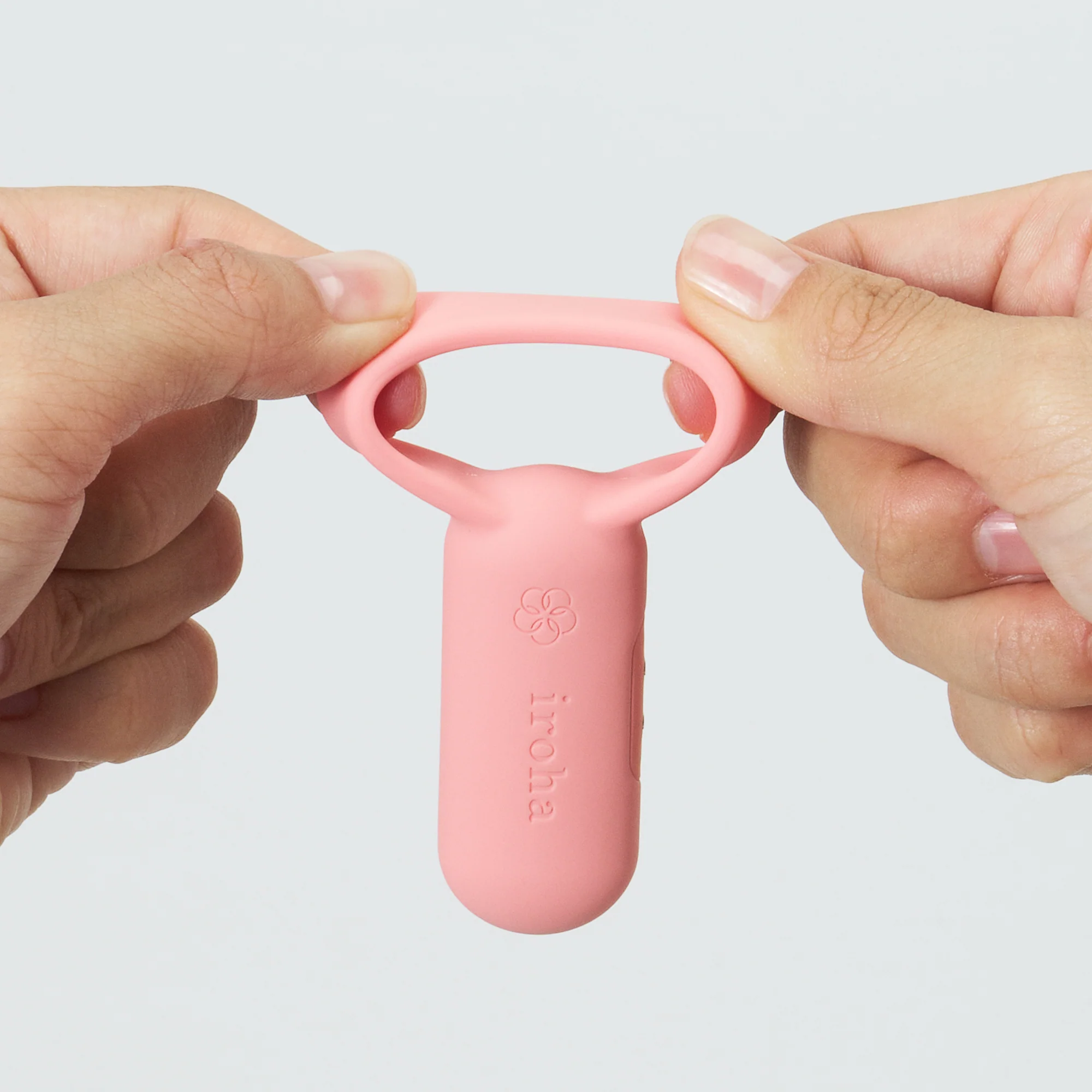 26-iroha-pairing-coral-pink-3.webp iroha paiRING Coral Pink