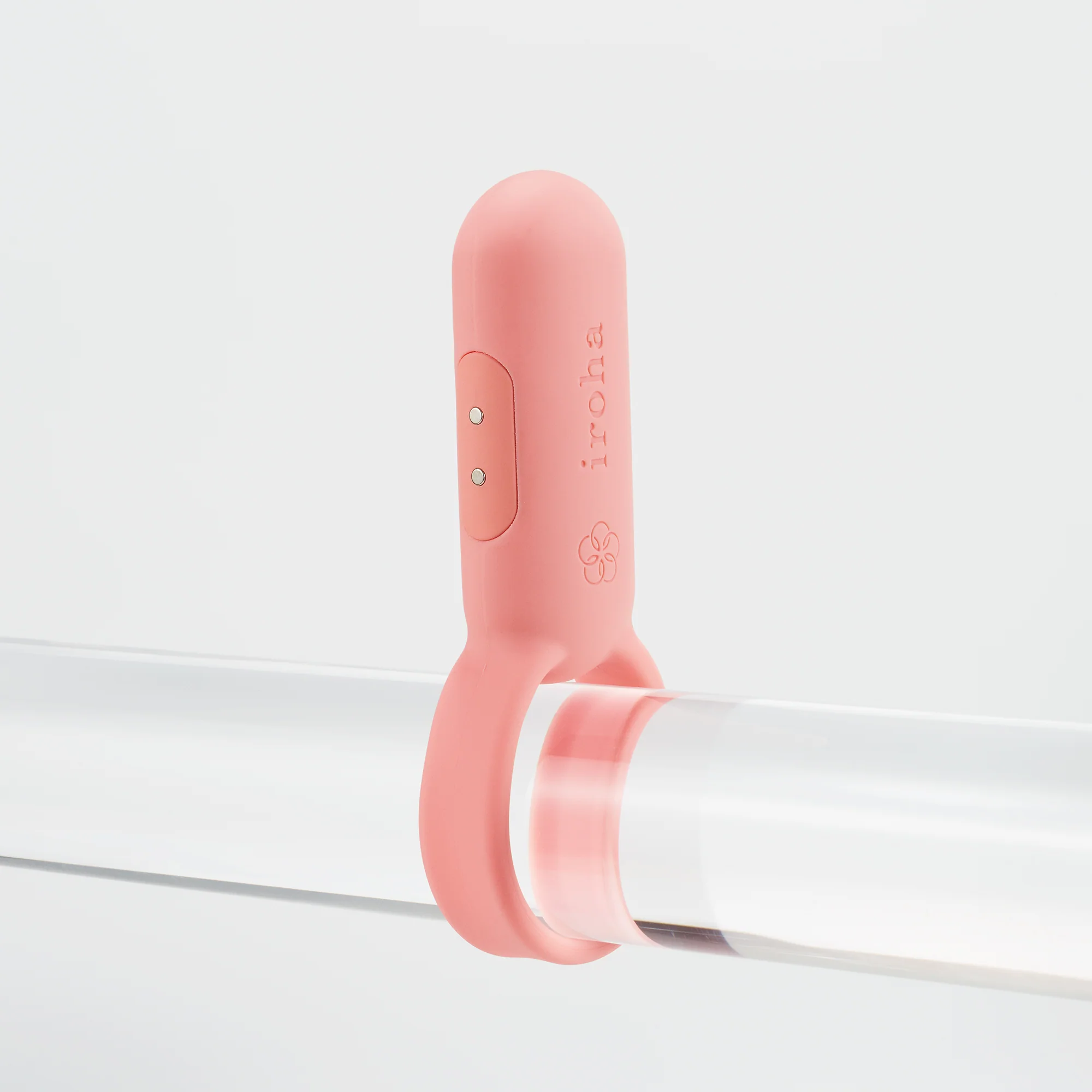 26-iroha-pairing-coral-pink-4.webp iroha paiRING Coral Pink