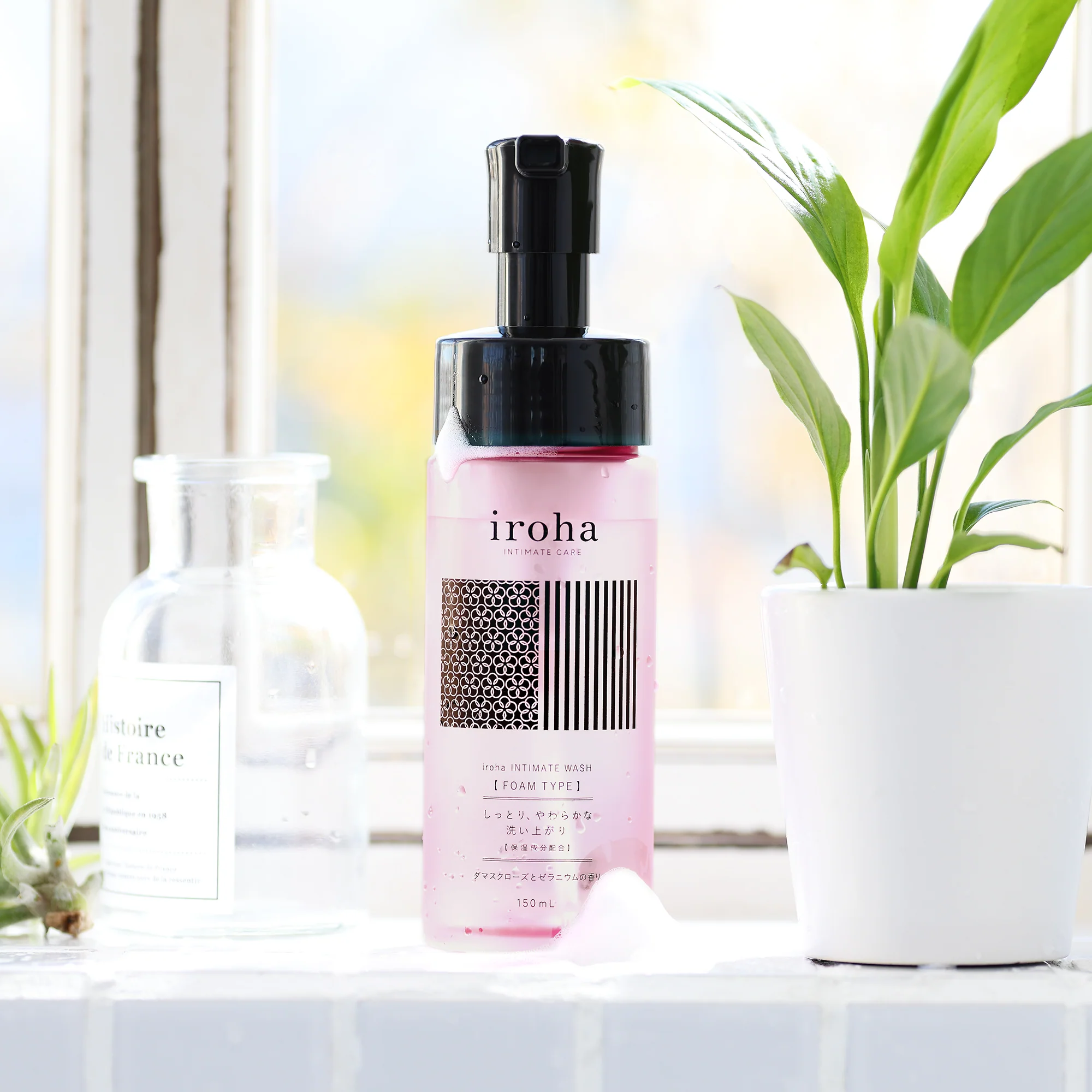 iroha INTIMATE WASH [FOAM TYPE] Damask Rose and Geranium Set