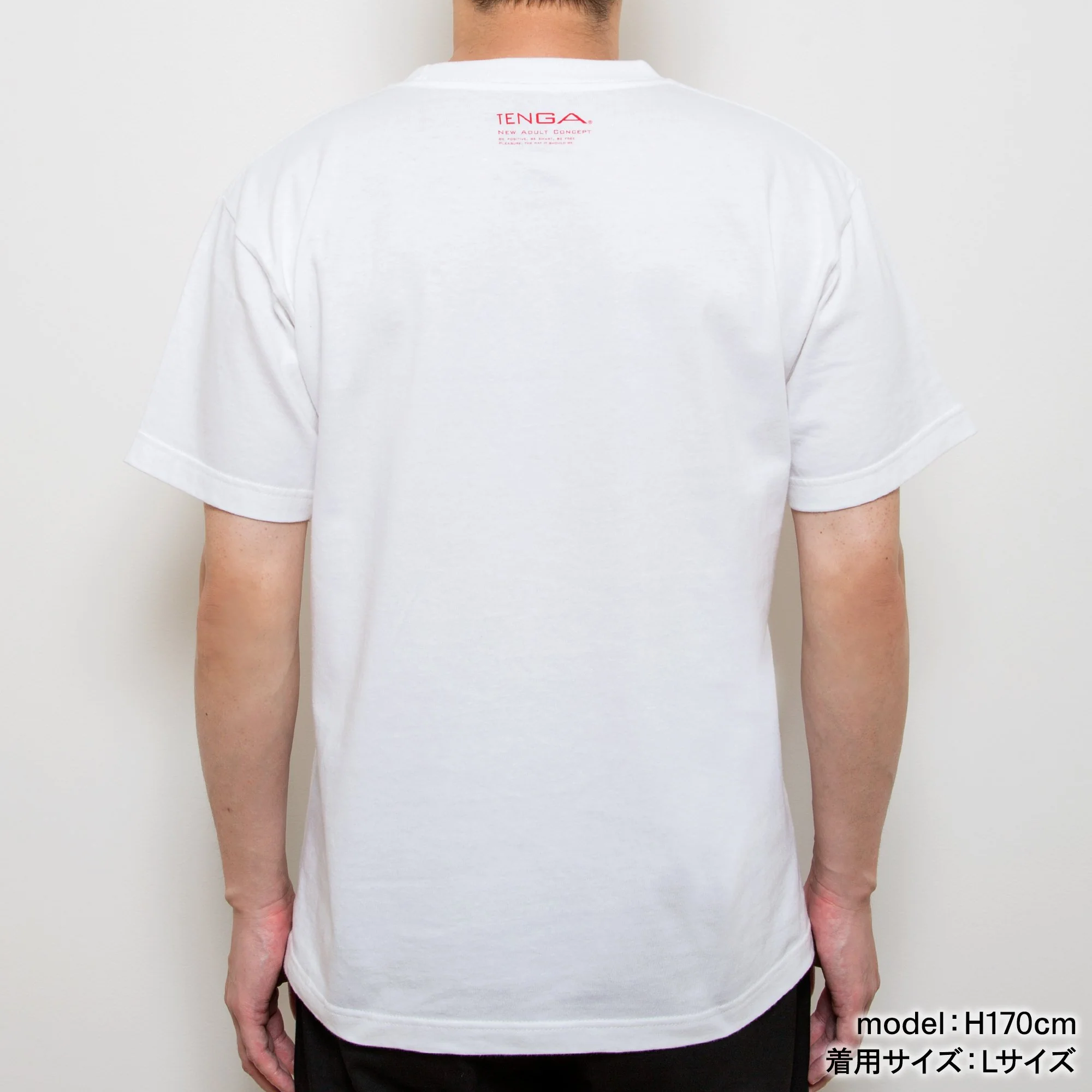 390-playing-with-tenga-t-shirt-white-x-yellow-4.webp Playing with TENGA T-SHIRT White x Yellow