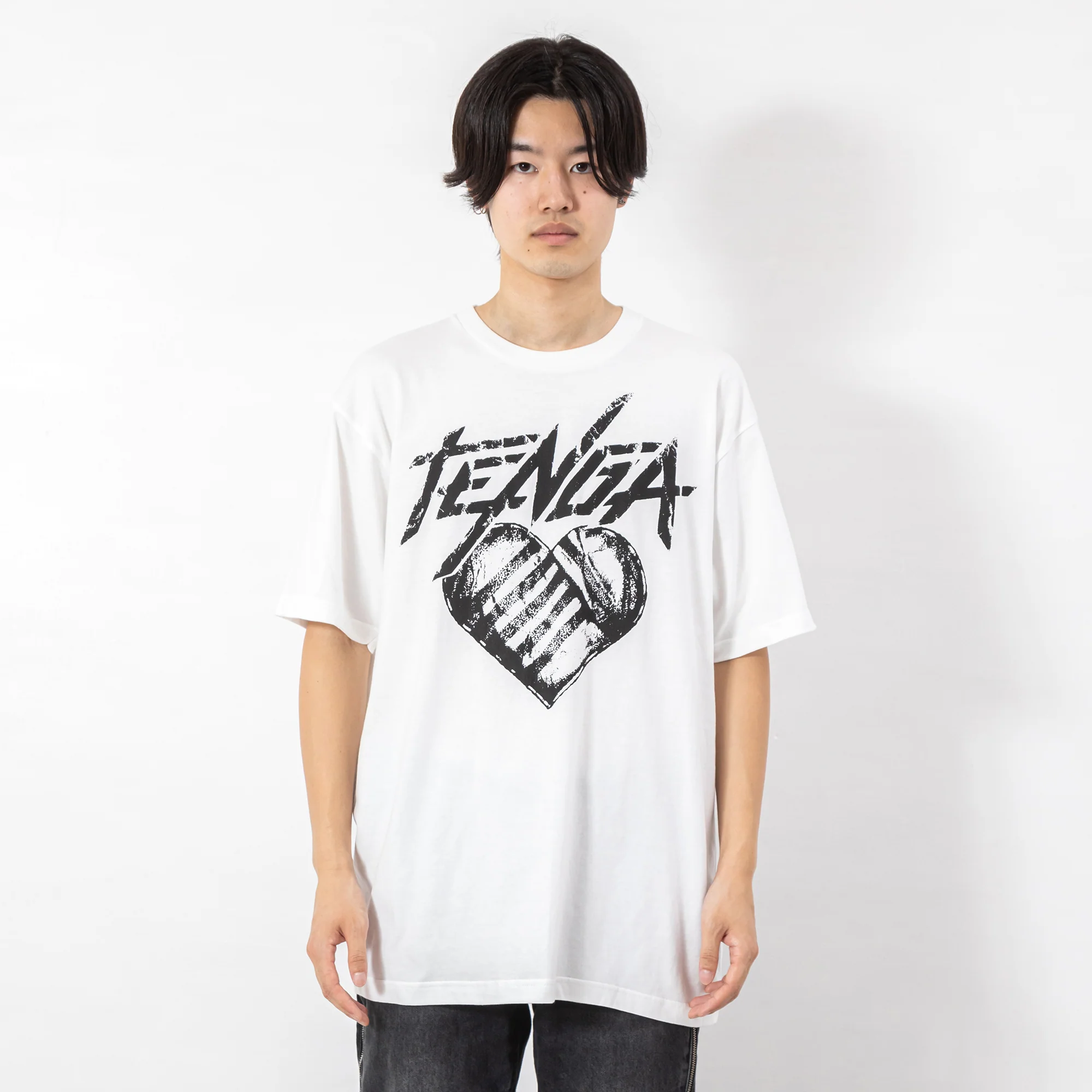411-tenga-hearts-t-shirt-8.webp TENGA Hearts T-Shirt