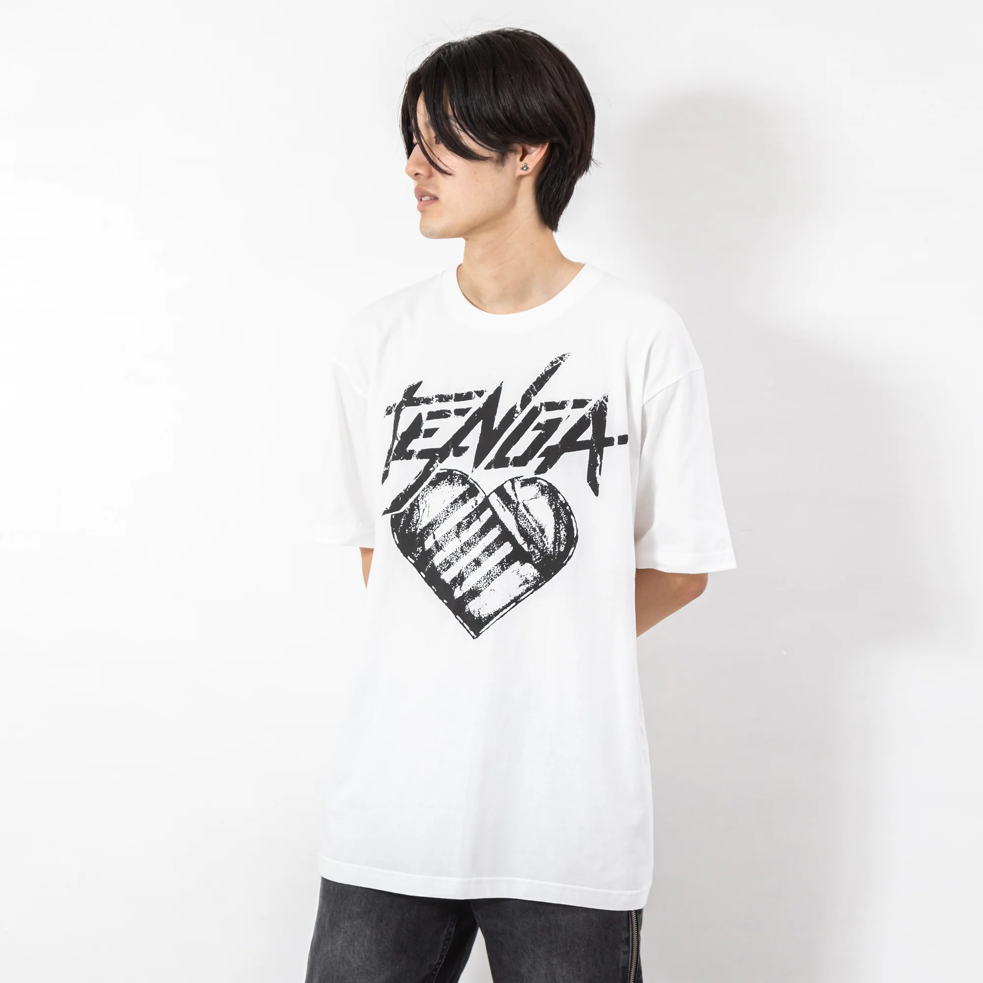 411-tenga-hearts-t-shirt-9.webp TENGA Hearts T-Shirt