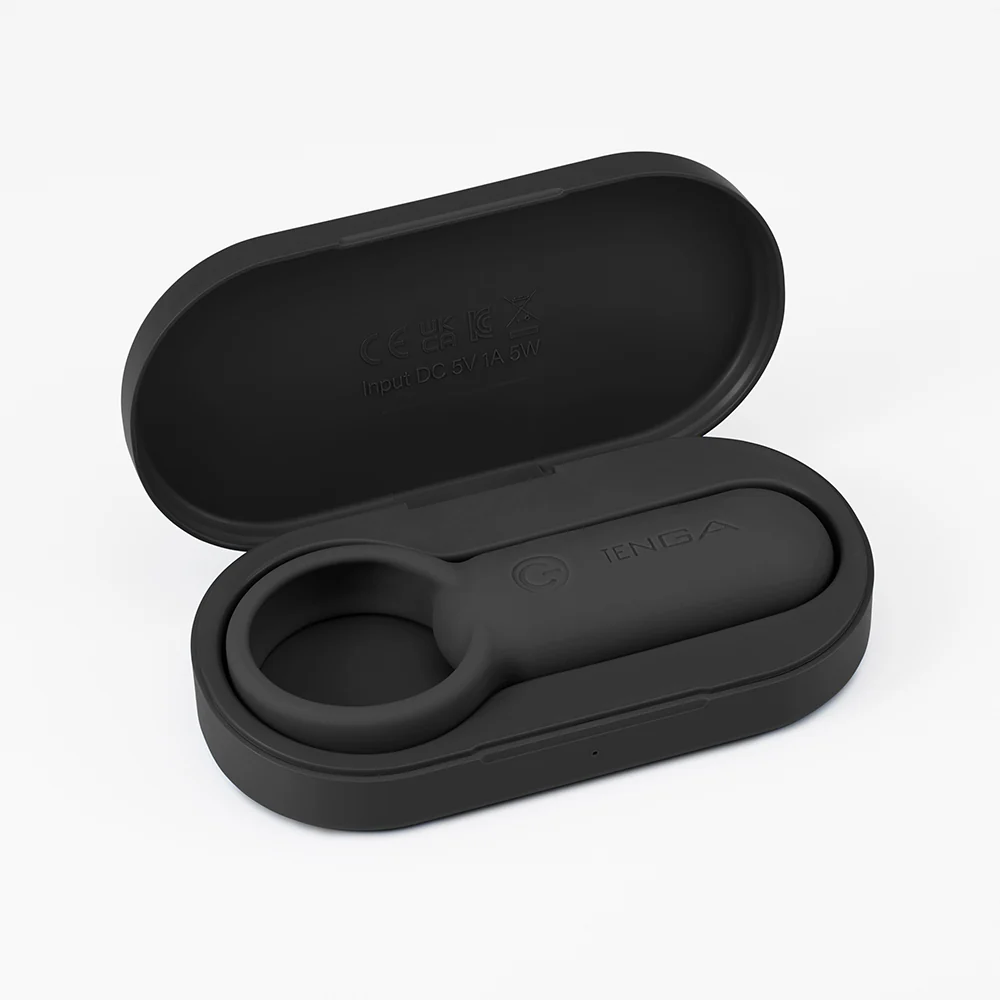 561-tenga-pairing-charging-case-2.webp TENGA paiRING Charging Case